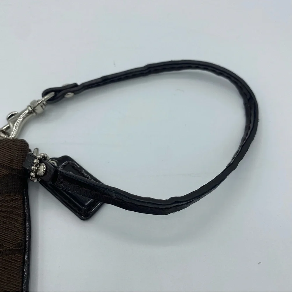 Coach Brown Wristlet Purse Clutch Wallet Bag - Picture 5 of 9